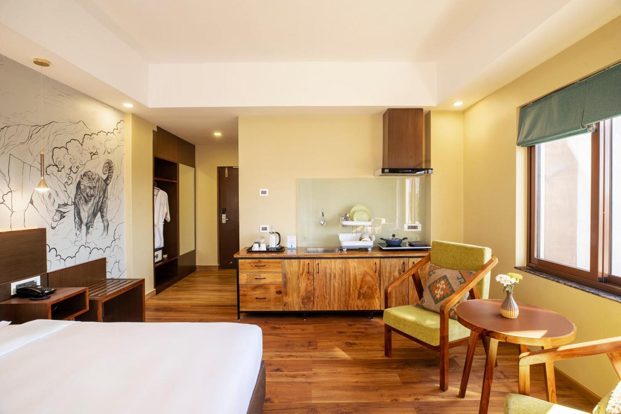 Atisha Hotel Катманду Экстерьер фото