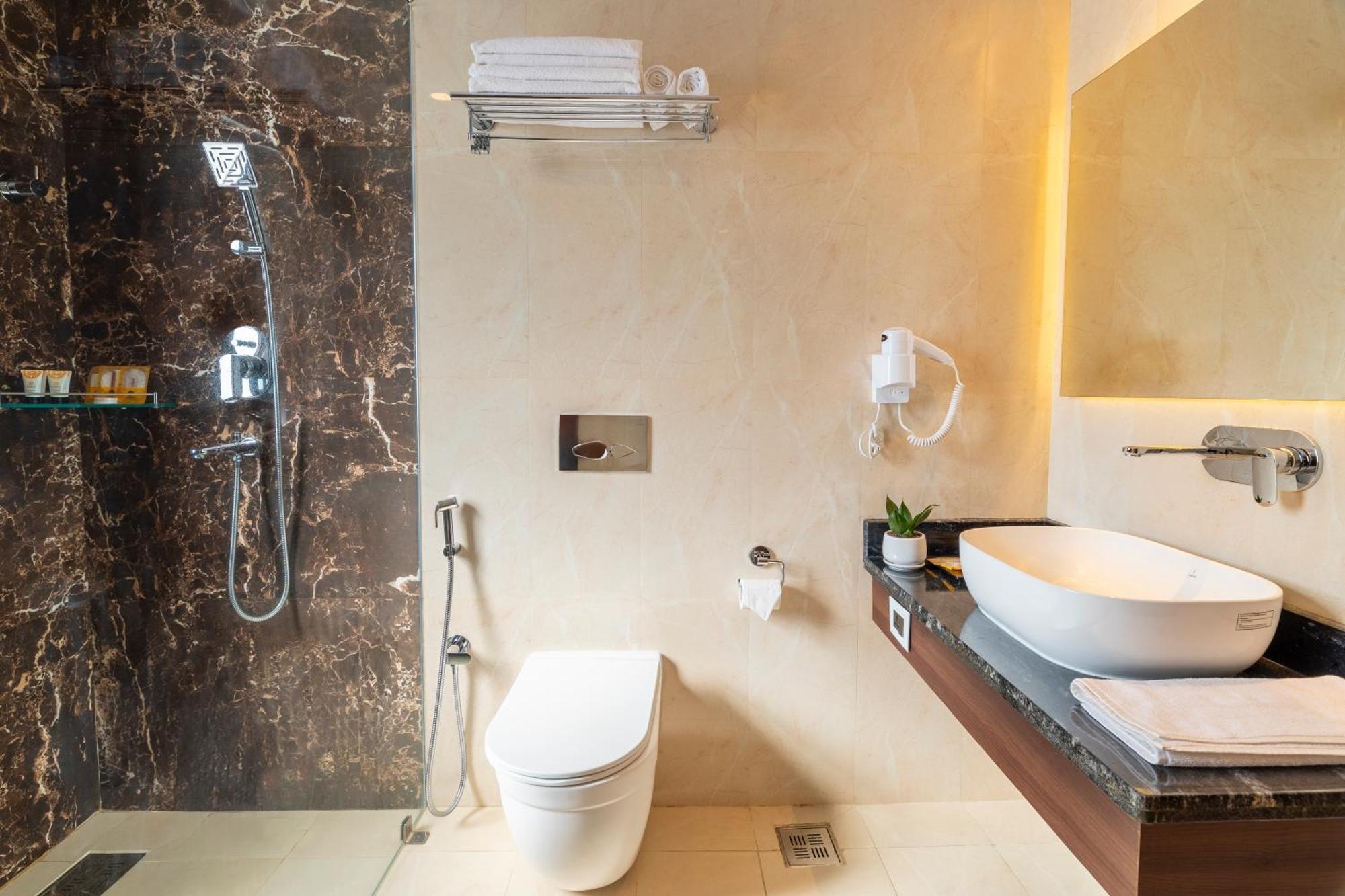 Atisha Hotel Катманду Экстерьер фото